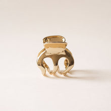 Load image into Gallery viewer, Metal Claw Clip