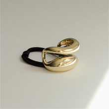 Load image into Gallery viewer, Large Sculptured Metal Elastic
