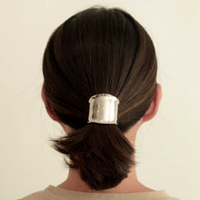 Load image into Gallery viewer, Metal Ponytail Cuff
