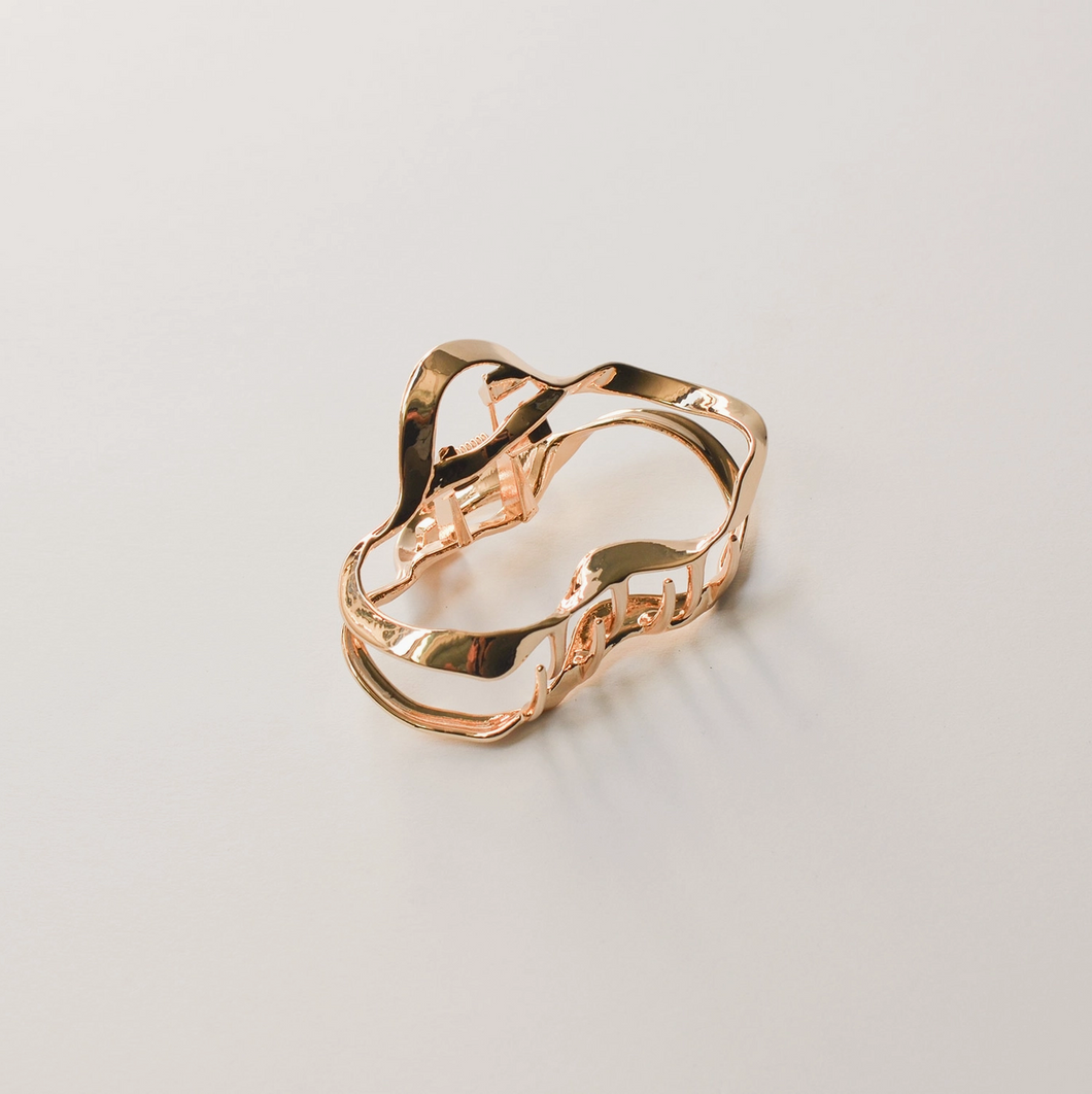 Metal Wave Claw