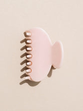 Load image into Gallery viewer, 2&quot; Hair Claw In Rosy
